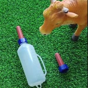 1L White Plastic Milk Bottle for Calf Lamb Rubber Nipple Milk Bottle Feeding Calves Sheep Cattle Feeders Livestock Feeding Tool
