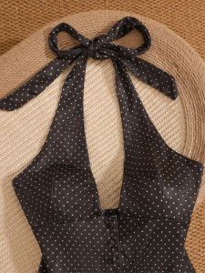 เสื้อครอปคอวีสไตล์ฝรั่งเศสย้อนยุคแบบลำลองสำหรับผู้หญิง แขนกุด ทรงเข้ารูป กระโปรงสั้น เสื้อผ้าทำงาน ฤดูใบไม้ร่วง 2024