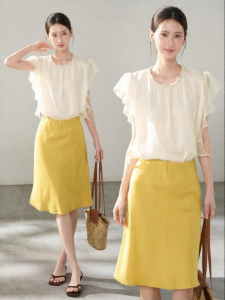 HTMEME | Gentle Pleated Round Collar Ruffle Sleeve Satin Blouse