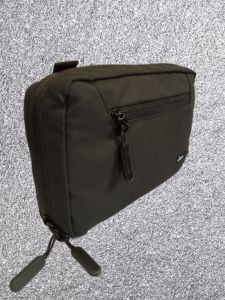 TAS SELEMPANG PRIA WATERPROOF MULTIFUNGSI.