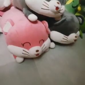 Thú nhồi bông chuột hamster đang yêu - Size từ 50cm đến 90cm - Quà tặng gấu bông chuột hamster làm gối ôm êm mịn cho bé.