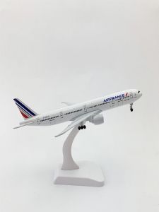 1/400 Scale plane B777 Air France Airline Airplane toy Model 20cm Miniatures Simulation Alloy Diecast Aircraft Ornament Gifts