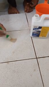 Toilet Cleaner Pembersih Serbaguna Kerak Toilet Kloset Keramik Setanless Syower Kran WC Pembersih Kerak Noda keramik Kemasan 1 Liter