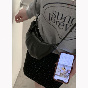 Fashionable Womens 2024 New Style Tote Bag Dumpling Shape Shoulder Bag Crossbody Bag Versatile Korean Style Soft PU Leather