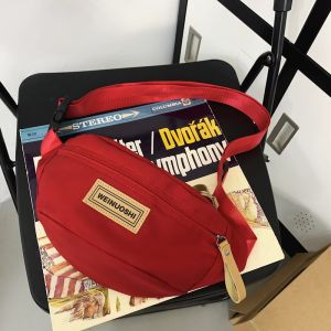 Mens Messenger Bag Mens Chest Bag 2024 New Sports Mobile Phone Waist Bag Womens Casual All-matching Shoulder Small Shoulder Bag