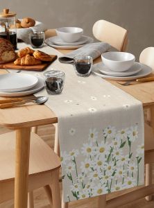 Spring Daisy Pattern Table Runner Wear-Resistant & Washable Suitable for Family Dinner & Wedding Banquet Table Runner