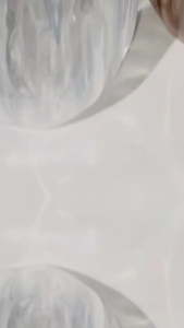 PLASTIC WATER PITCHER WITH LID ACRYLIC ICE TEA JUICE PITCHER 2.0 LITERS/ 2 LITERS PITSEL CLEAR