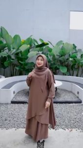DIANA ANNASIHAH SET MALAY ATASAN DAN ROK YORIS FLOWLY SYARI ELEGANT