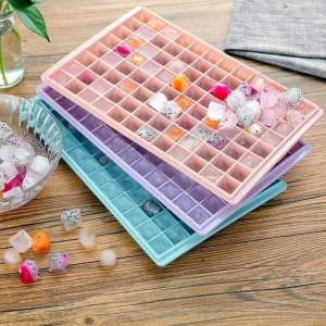 钻石冰格冰块模具 96格 (1套4个) Diamond Ice Cube Mold 96 Cubes #家用冰格模具,冰爽😍😍 还愁家里没有足够的冰块⁉那还不赶紧备上这样的冰块模具,一次冰块96格🤣,可以用上几天呢‼👍🏻