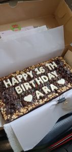 Fudgy Brownies Free Tulisan 20x10 cm