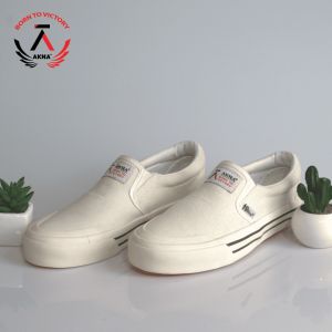 AKNA NEPHILA FULL WHITE SEPATU SNEAKERS SLIP ON PRIA WANITA DEWASA TERBARU 2023 SEPATU COWOK CEWEK KEREN BUAT GAYA SEPATU SEKOLAH PRIA WANITA LAKI LAKI PEREMPUAN SD SMP SMA HITAM PUTIH CASUAL CANVAS CONVERSE70S ALL STAR VENTELA AEROSTREET PVN AKNA NEPHILA