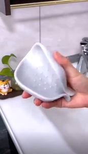 Cute Silicone Soap Box Holder Hole-Free Drainage Design Travel/Home Bathroom