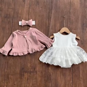 BD275 Body váy cotton trắng áo khoác len RIOKIDS đầm cho bé gái sơ sinh đầy tháng thôi nôi