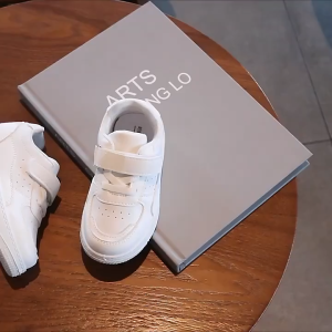 🔥SG Fast🔥 Light Weight Boy Shoes For Kids Girl Sneakers Velcro for School Shoes and Kids Shoes Size 26 - 38 学校运动鞋