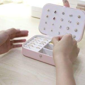 กล่องเครื่องประดับ แบบพกพา กล่องเก็บเครื่องประดับ ต่างหู สร้อยคอ(สร้อยคอ) กล่อง กันฝุ่น