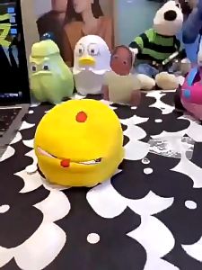 สกุชชี่ เล่นบีบ สกุชชี่ รูปมังกร ไก่สีเหลือง บรรเทา เด็กผู้ชาย และเด็กผู้หญิง