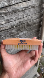 Sikat tangan sikat nilon cuci kayu merk Eterna