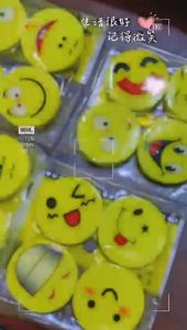 Funny Smile Joyful Cry of expression erasers 1packet got 4pcs(random)