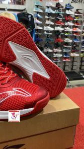 SEPATU LINING BADMINTON BULUTANGKIS LINING AERO FLY   AEROFLY