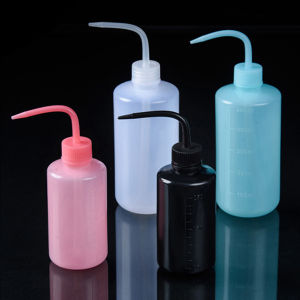 Grupheaso 250ml Clear Plastic Blow Washing Bottle Tattoo Wash Squeezy Laboratory Measuring Bottle Eyelash Cleaning Elbow Bottle