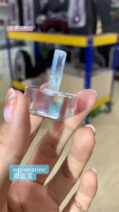 🌊 Natural Aquamarine Hexagonal Crystal – Gem Grade 💎 🌊 天然海蓝宝六方柱体 宝石级别📏 长 23.3mm 📐 7.8mm x 6.3mm