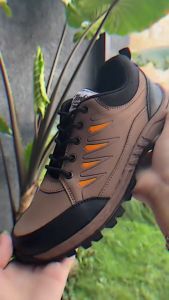 Sepatu Tracking Trekking Mendaki Pendaki Muncak Gunung Pria Outdoor T 05 Hiking Shoes