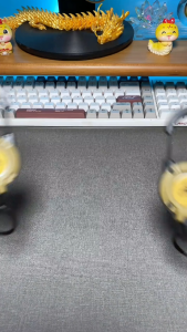 HTF Anti-theft Metal Easy-to-pull Buckle Rope ElasticID Card Keychain Sport Retractable Key Ring