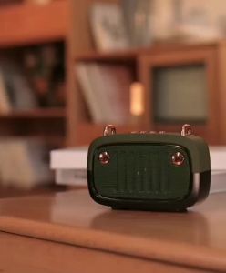 Bluetooth Mini Speaker Wireless Karaoke Set Portable Mic Microphone BS32D KK01 Stereo MP3 USB Micro SD