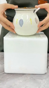 Hũ Đựng Mỡ Bằng Sứ Tặng Kèm Họa Tiết Hình Chiếc Lá đẹp mắt dung tích 1.2 L - Ship từ HCM