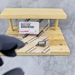 VALVE SIL SEAL KLEP TOYOTA HILUX REVO 2GD INOVA REBORN FORTUNER VRZ 2015 KEATAS 90913-T2006 1PCS