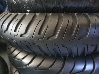 Lốp Michelin tay gay 90/90-14 .chính hảng cao cấp bám đường tốt. vỏ lướt tháo xe