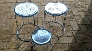 ghế đẩu Bề mặt sắt nhỏ tròn phân giả inox phân dày nhà sáng tạo nhựa thấp phòng khách phân gia cố phân tròn phân