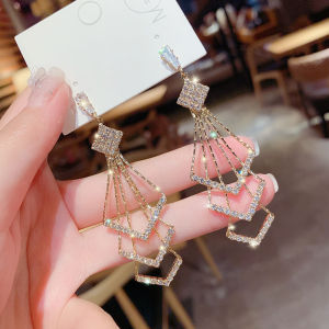 Fashionable Long Diamond Tassel Earrings Womens Silver Needle Ear Jewelry Elegant Trendy out Alloy Geometric Shape