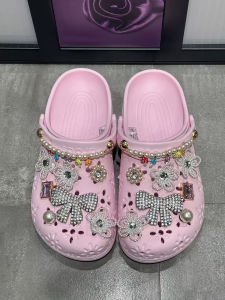 New Crocs Accessory Shoe Decorative Buckle DIY Metal Texture Pearl Flower Gem Star Shoe Buckle Accessory Summer 2025