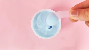 Sea Salt Body Scrub Deep Cleansing Exfoliating Whitening Removing Dead Skin Gentle Non-Irritating Long-Lasting Smoothing Mild Exfoliation Shower 180g