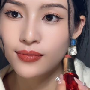 Son Môi GOVO Red Tulip Không Dính Cốc Không Phai Màu Màu Đỏ Chính Xác Dưỡng Ẩm Chống Thấm Nước Dưỡng Ẩm Dưỡng Ẩm