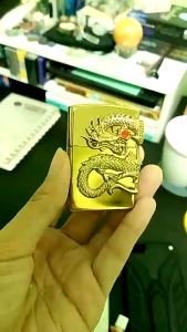 ส่งด่วน ไฟแช็คเท่ๆ ดีไซน์สวยงาม ใช้งานง่าย ปรับระดับได้ ผลิตจากสแตนเลสคุณภาพสูงสวยงามแข็งแรง **(ไม่มีสารไวไฟ)(ไม่มีวัตถุไวไฟในตัวสินค้า)