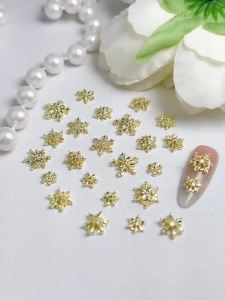 30PCS Multiple Style Delicate Alloy Snowflake Nail Charms Creative Light Luxury Gold Silver Snowflake Nail Art Decorations DIY