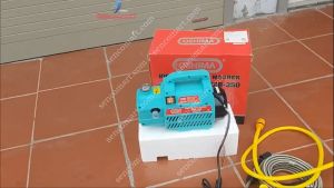 Máy xịt rửa Oshima OS 300 tuổi thọ cao hoạt độn ổn định