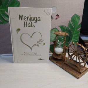 buku nasehat ummi azza lirboyo-buku islami-motivasi-novel islami-menjaga hati