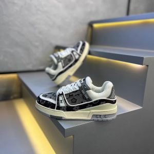 Fall New Style Mens Casual Shoes Soft Bottom Denim Fabric Printed Thick Bottom Leisure Shoes Versatile Mens Footwear