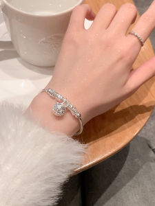 Silver Plated Copper Pull out Style Bracelet Womens Ancient Palace Bell Plain Ring Bracelet Fashionable Jewelry Hand Chain