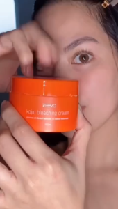 ZEEVO Bleaching Cream 100ml | Kojic Acid Retinyl Palmitate & Sodium Hyaluronate Brightening Cream