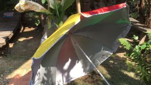 ร่มสนาม ถอดแกนปรับความสูงล็อคได้ ผ้าโพลีเอสเตอร์ UV Silver Coat กันฝนกันแดดได้ดี