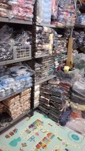 KAOS KAKI PUTIH TELAPAK HITAM SEKOLAH