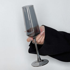 French Style High Foot Champagne Glass Wine Glasses Cocktail Cups Bubble Glasses Vintage Elements Blogger Favorite