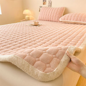 Kiss Dear | Milk Fiber Coral Velvet Thickened Bed Pad