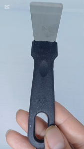 Spatula Mini Pembersih Pengkikis Noda Kerak Loyang / Dapur / Kue Kering Bahan Stainless Steel