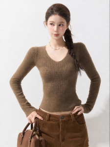 THROUS | Áo Thun Knit Cổ V Ôm Sát
