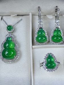 Ice Jadeite Dangle Earrings Womens Style Green Color Engraved Gemstone Faux Gemstone Alloy Embedded Fashion Jewelry